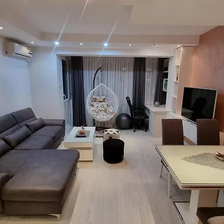 Mb Lux Apartment *